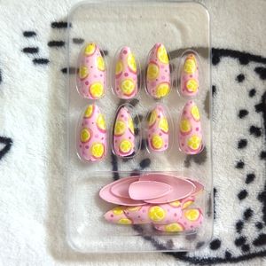 Pink Lemonade 🍋 Press on nails